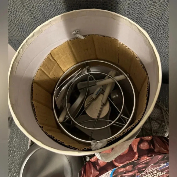 Hershey's Kisses Nesting Dessert Ceramic Fondue Set - Picture 6 of 6